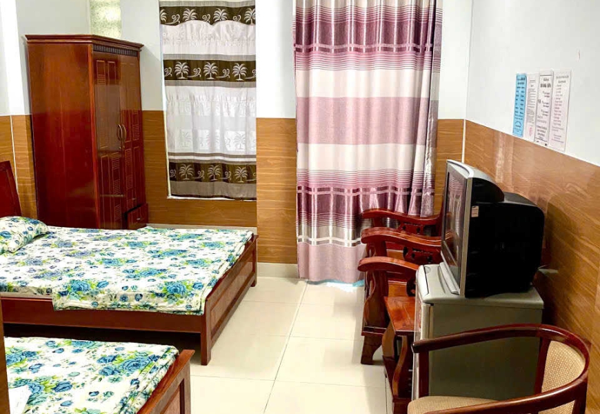 0909227199 Bán Khách sạn đang kinh doanh tấp nập, thu nhập ổn định Khu Dân Cư Phú Mỹ Phạm Hữu Lầu Q7