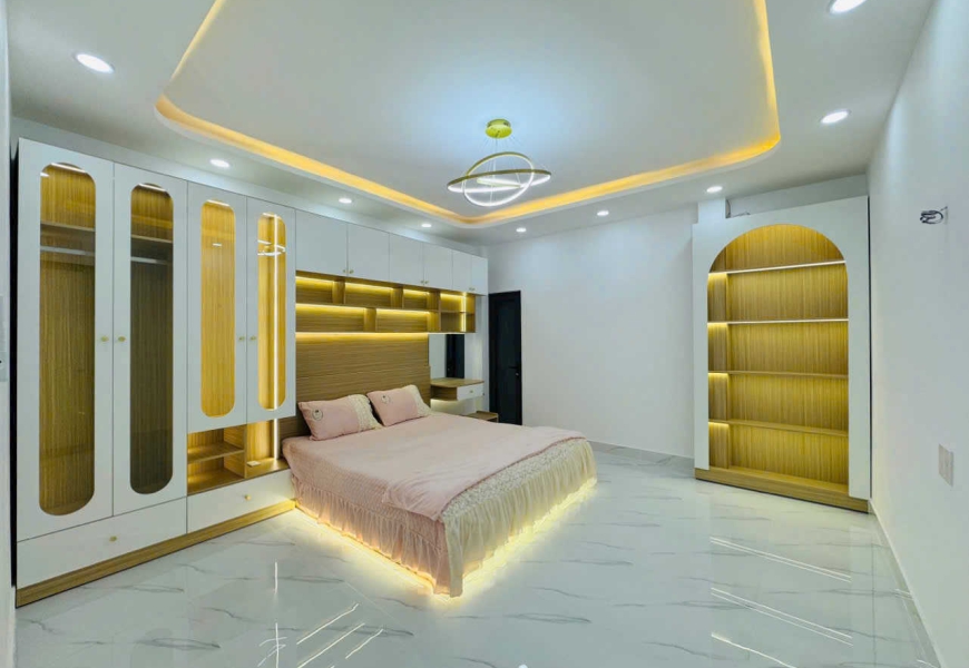 0914020039 EM DUNG Bán nhà hẻm 88/89 Nguyễn văn quỳ quận 7 sổ Hồng riêng hoàn công đầy đủ cách xe hơi 10 m