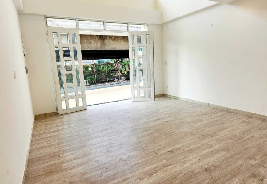Nhà mặt tiền đường 5 tầng, ngang 5x13 Nhà MT đường trung tâm quận 7 - số 168 Nguyễn Văn Quỳ, phường Phú Thuận, Q.7, Tp.HCM