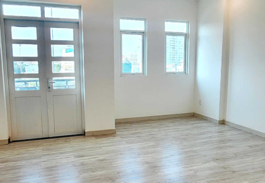 Nhà mặt tiền đường 5 tầng, ngang 5x13 Nhà MT đường trung tâm quận 7 - số 168 Nguyễn Văn Quỳ, phường Phú Thuận, Q.7, Tp.HCM