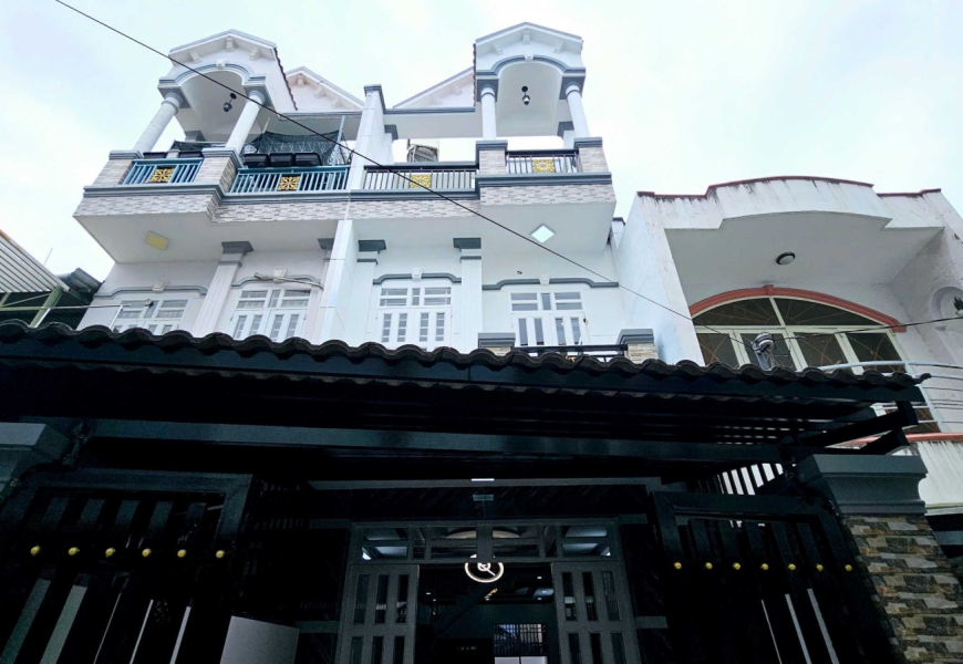 0914020039 EM DUNG Bán nhà hẻm 39 Đặng Nhữ Lâm, thị trấn Nhà Bè, thông qua hẻm 1979 Huỳnh Tấn Phát cũ