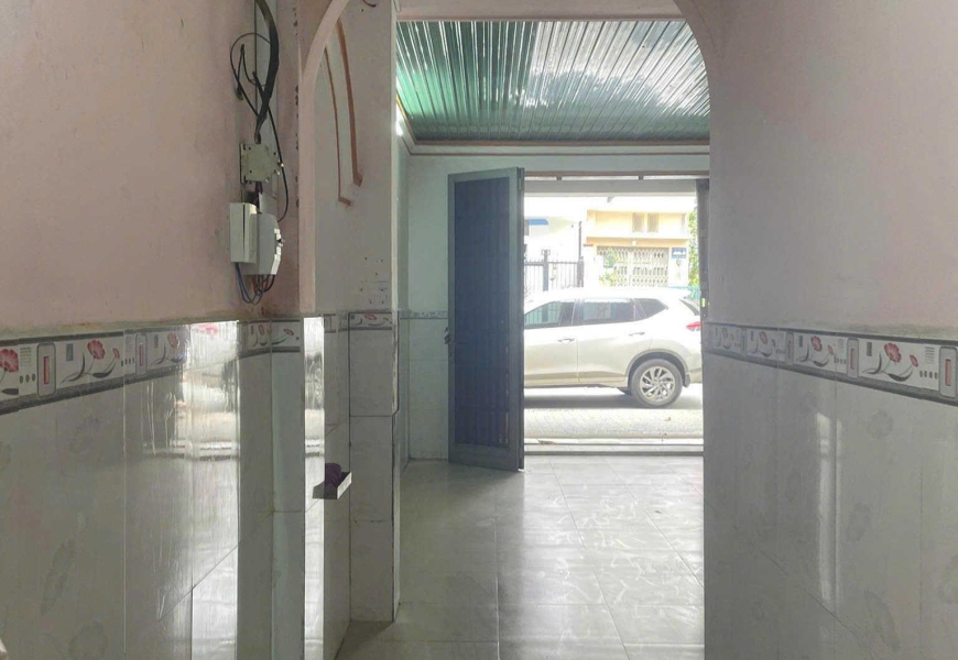 Bán nhà mặt tiền đường số 10, phường Bình Thuận, Quận 7