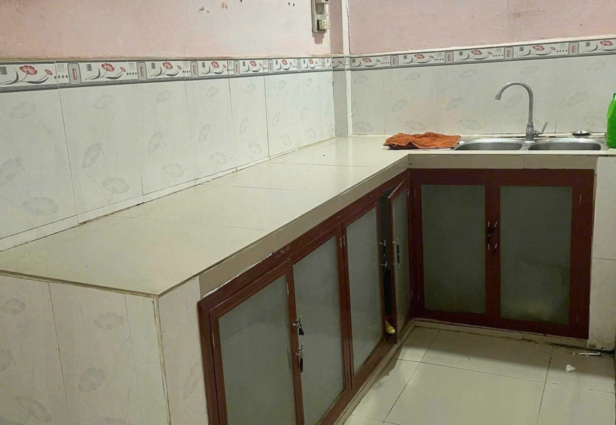 Bán nhà mặt tiền đường số 10, phường Bình Thuận, Quận 7