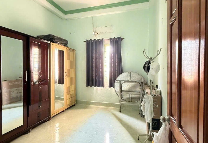 Nhà Hẻm 4m Hẻm.1247 Đường Huỳnh Tấn Phát, P. Phú Thuận, Q7