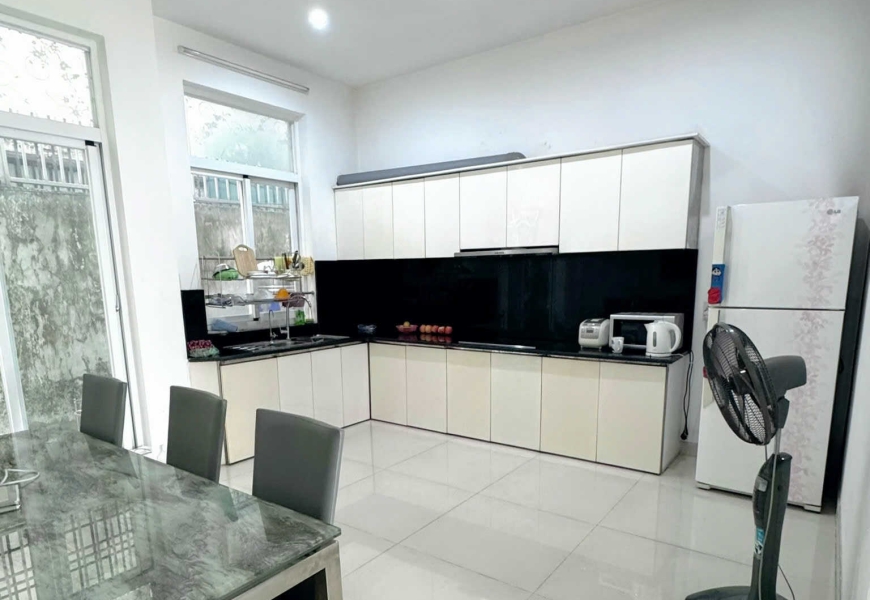 Bán nhà MT Đường Số 40 Tân Quy Đông, P.Tân phong, Quận 7