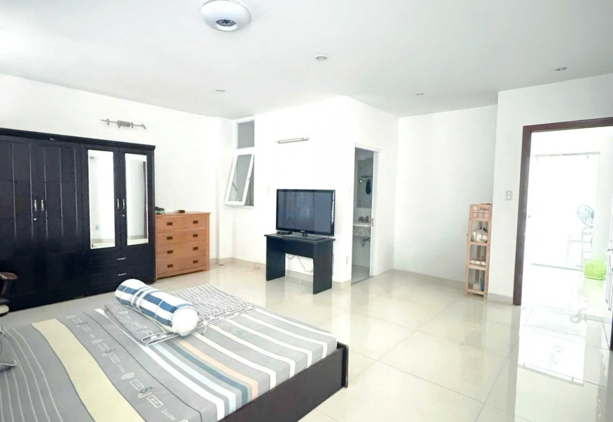Bán nhà MT Đường Số 40 Tân Quy Đông, P.Tân phong, Quận 7