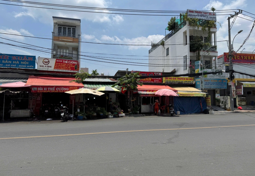 Bán nhà cấp 4 MT Lê Văn Lương,xã Phước kiểng,sát bên Phú Mỹ hưng Q7