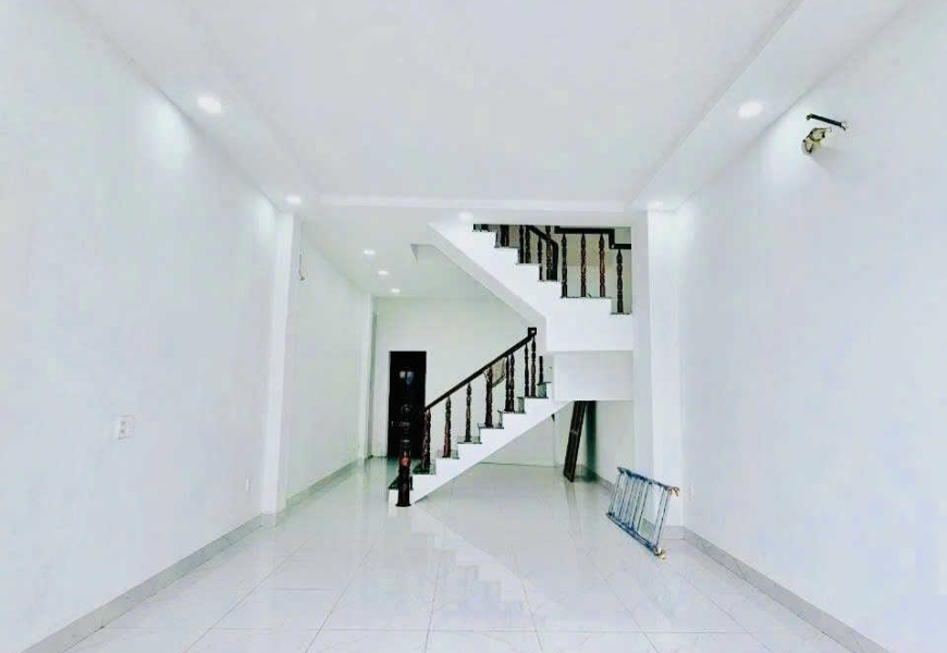 0909227199 BÁN GẤP NHÀ SỔ RIÊNG HẺM SỐ 2/24 ĐƯỜNG PHẠM HỮU LẦU  . Q7- CẠNH BÊN PHÚ MỸ HƯNG  Cách đường PHL 70m