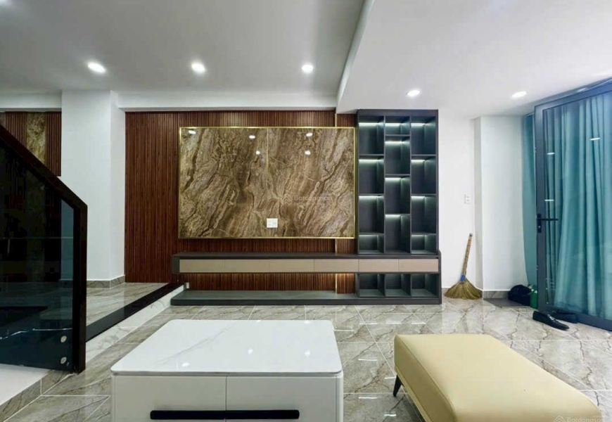 0914020039 EM DUNG Bán nhà hẻm 3m cách đuờng phú thuận 20m Q7 - hàng xóm phú mỹ hưng