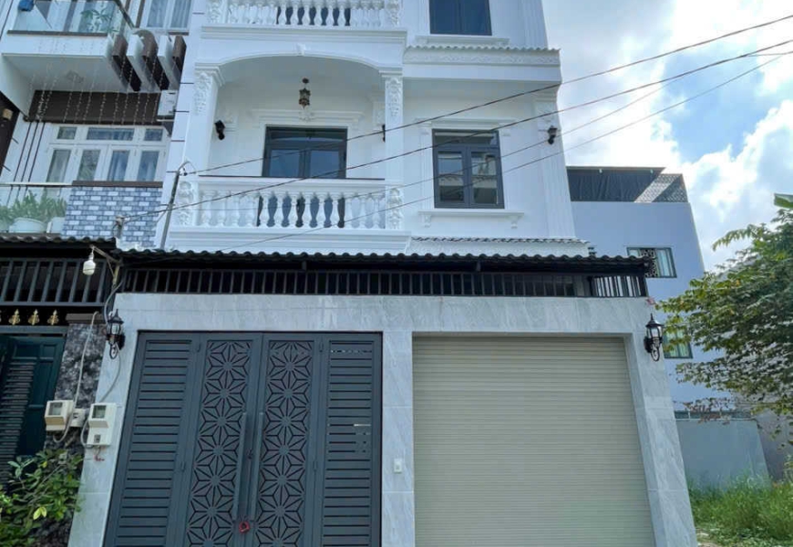 0909227199 Cần Bán Gấp Căn Nhà Xây Mới 100% Tại Phước Kiển, Nhà Bè cách Phú Mỹ Hưng, Lotte Q7 5km ,Mt đường nhựa 6m, khu nhà đồng bộ , cao ráo