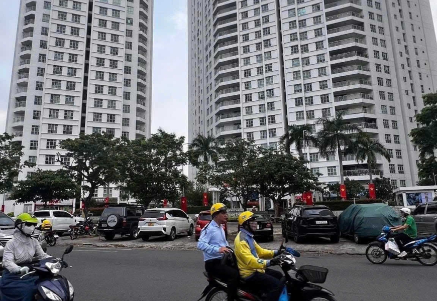 0909227199 Bán Nhà mặt tiền đường D4 - Nguyễn Thị Bì, khu Tái Định Cư, Him Lam, P Tân Hưng, Quận 7