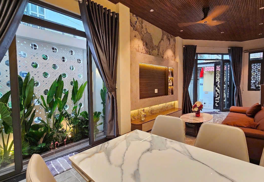 0914020039 EM DUNG BÁN NHÀ PHỐ GÓC 2 MẶT TIỀN THOÁNG MÁT, XÂY MỚI 100%, CÁCH ĐƯỜNG PHẠM HỮU LẦU CHỈ 80M, P. PHÚ MỸ, QUẬN 7