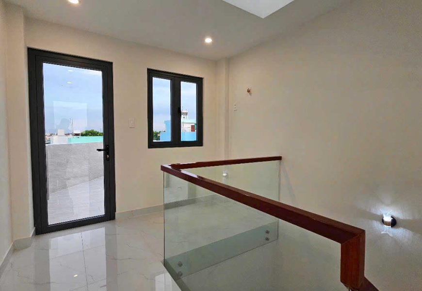 0914020039 EM DUNG BÁN NHÀ PHỐ GÓC 2 MẶT TIỀN THOÁNG MÁT, XÂY MỚI 100%, CÁCH ĐƯỜNG PHẠM HỮU LẦU CHỈ 80M, P. PHÚ MỸ, QUẬN 7