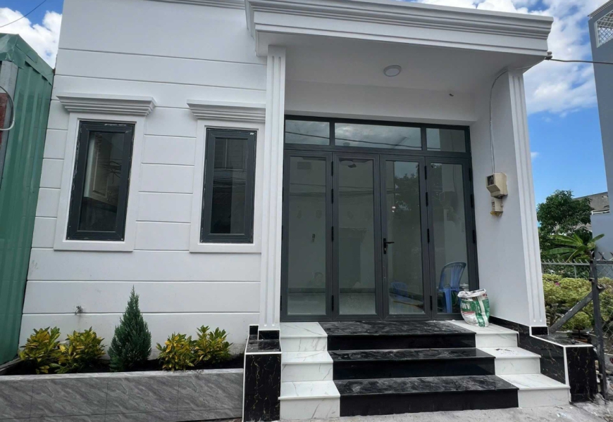 Bán Căn Nhà Mới 100%  Hẻm 4m 1627 Huỳnh Tấn Phát Quận 7