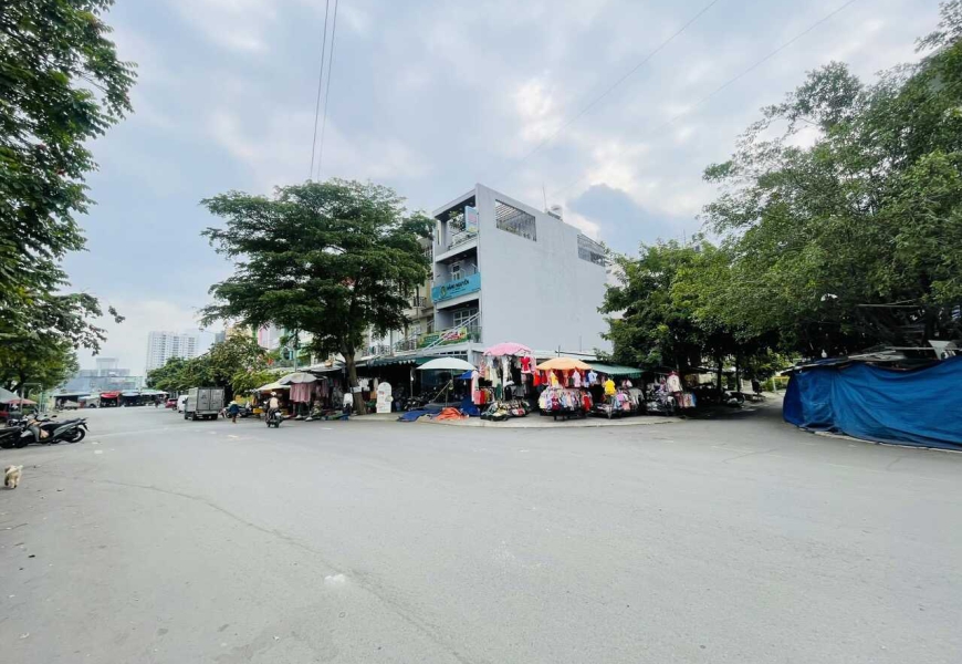 Bán đất góc 2MT Kdc savimex,p Phú thuận