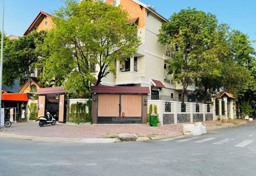 Giảm 7 tỷ cần bán nhanh.. Giá tốt nhất khu him lam 6A..38,5tỷ bớt lộc  Siêu Biệt Thự góc 2 mặt tiền khu Himlam 6A