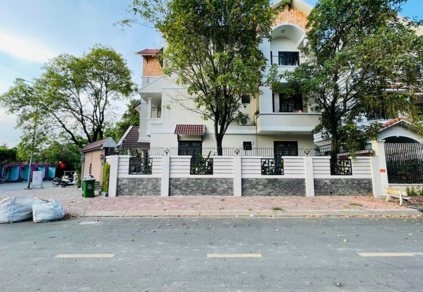 Giảm 7 tỷ cần bán nhanh.. Giá tốt nhất khu him lam 6A..38,5tỷ bớt lộc  Siêu Biệt Thự góc 2 mặt tiền khu Himlam 6A