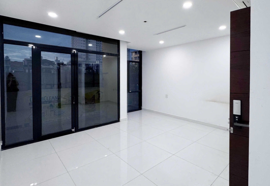 NHÀ PHỐ – KHU HIM LAM, Q.7 Đường 16m, đối diện công viên
