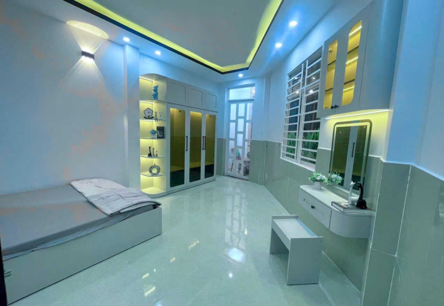 BÁN NHÀ GÓC 2 MẶT HẺM ĐẸP NHƯ RESORT MINI NHÀ BÈ